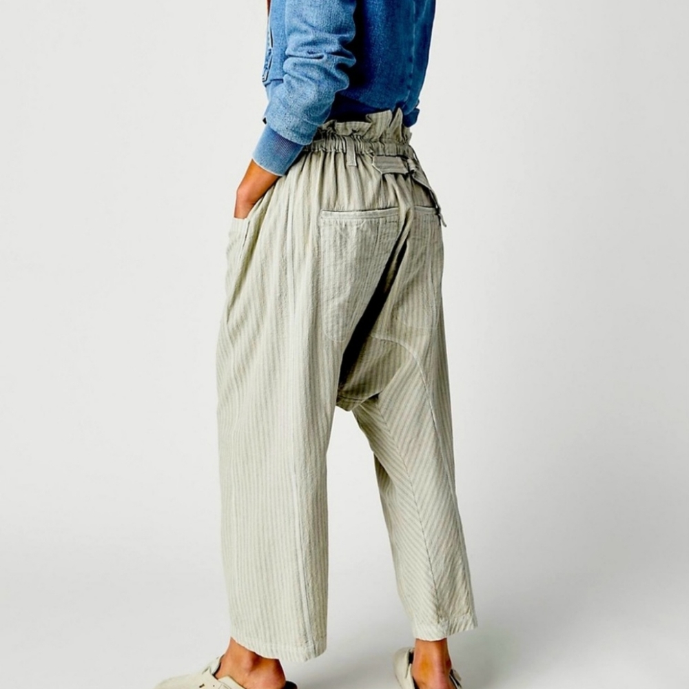 Free People beige with blue pinstripe Drawstring Cropped Wide Leg Pants - Picture 2 of 16